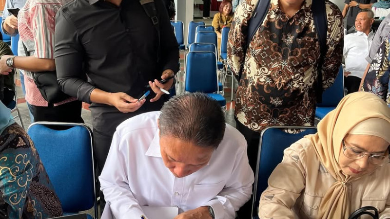 Registrasi Kehadiran dan Pemeriksaan Kesehatan dalam rangka Pelantikan Serentak Kepala Daerah dan...