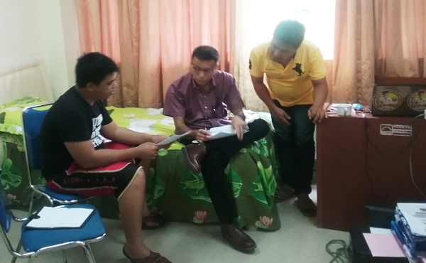 Peserta Diklat PIM III Minsel Sibuk Menerima Bimbingan para Coach