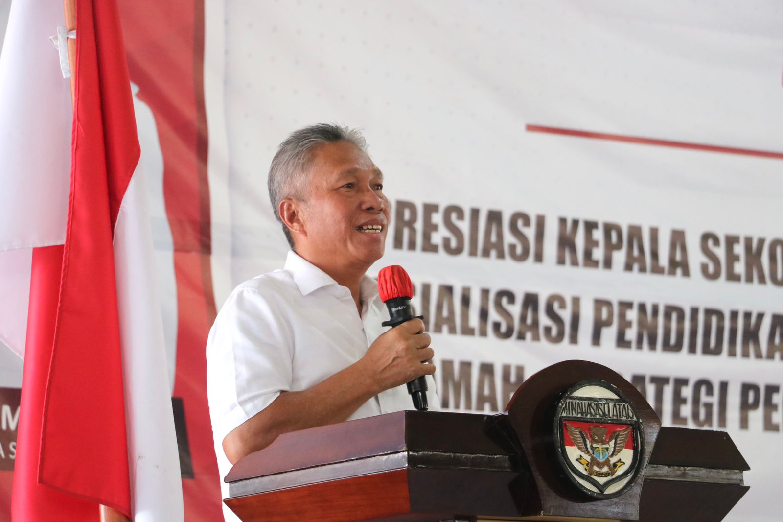 Rayakan HGN ke-77, FDW : Saya Jadi Bupati Kar'na Jasa Para Guru