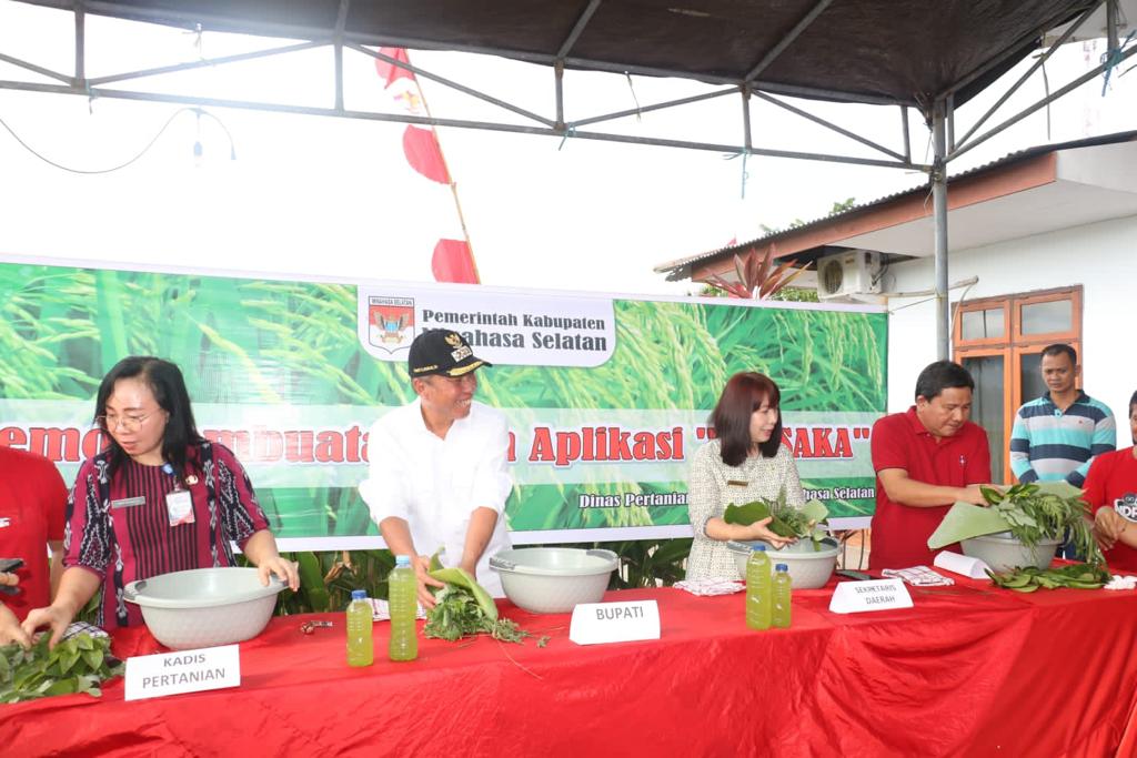Didampingi Kepala Balai, FDW Demonstrasikan Cara Pembuatan Biosaka di Minsel