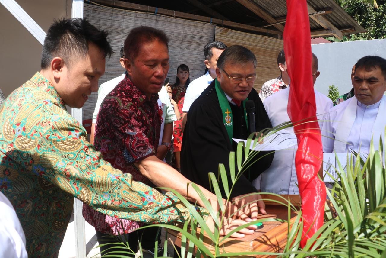 Ibadah Pentahbisan dan Peresmian Kantor Jemaat GMIM Tiberias Sapa