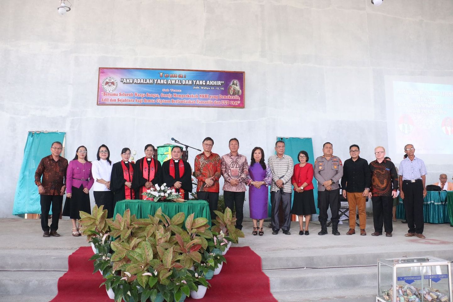 Ibadah Pelantikan dan Serah Terima Pelayanan Ketua BPMJ GMIM Imanuel Teep Wilayah Amurang Empat