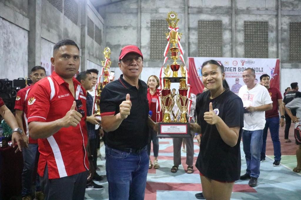 Final Bola Voli dalam rangka PORKAB II Minahasa Selatan Tahun 2023