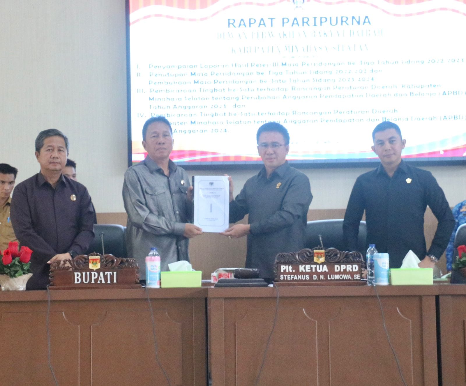 Rapat Paripurna DPRD di bulan September