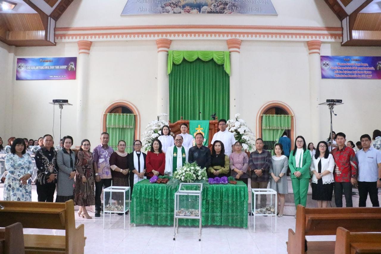 Ibadah Syukur HUT ke-159 GMIM Nazareth Tangkunei
