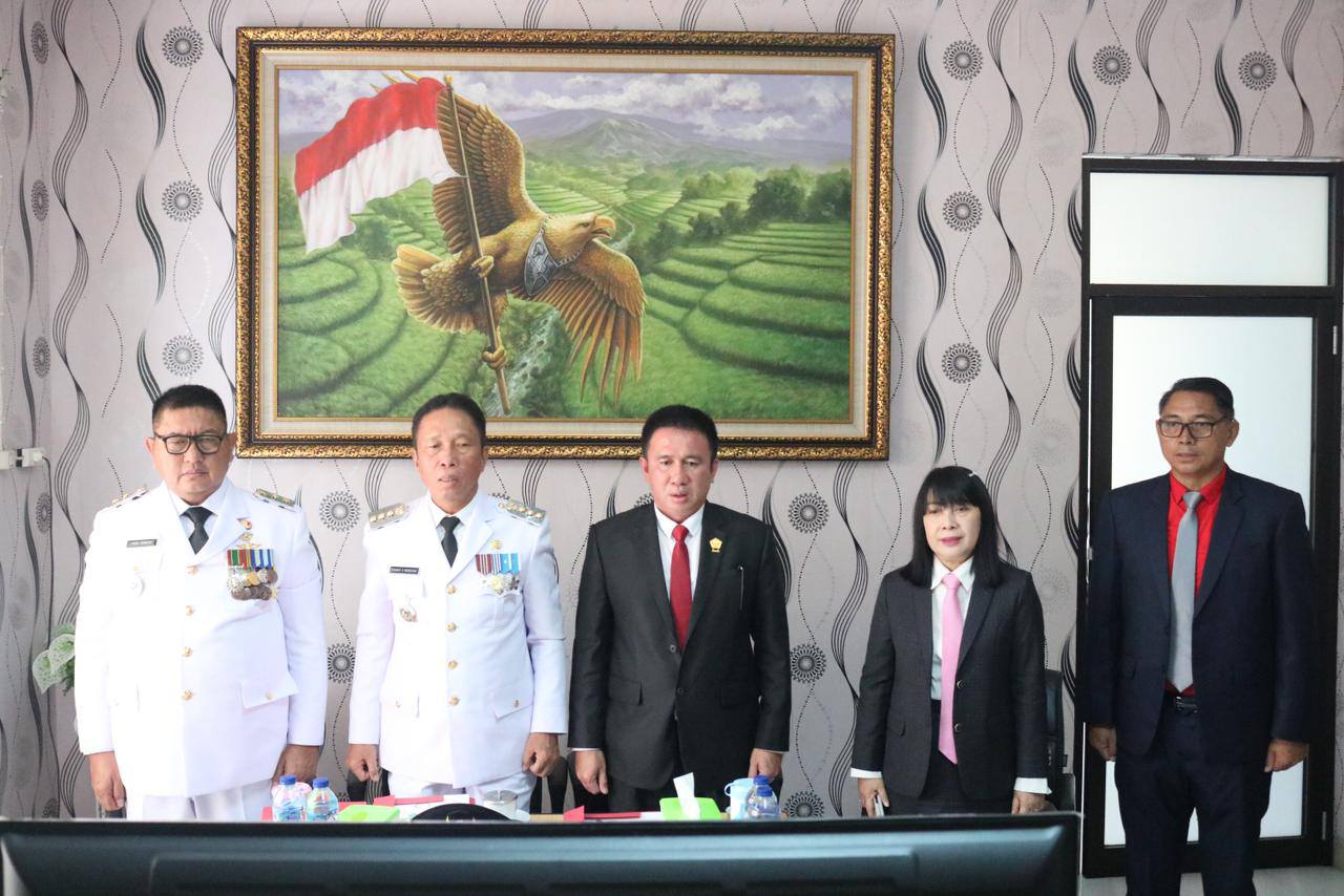 Peluncuran Indikator IPKD MCP KPK 2025 secara daring.